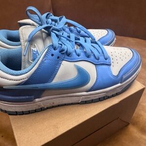 Nike Dunk Low Twist “University Blue”